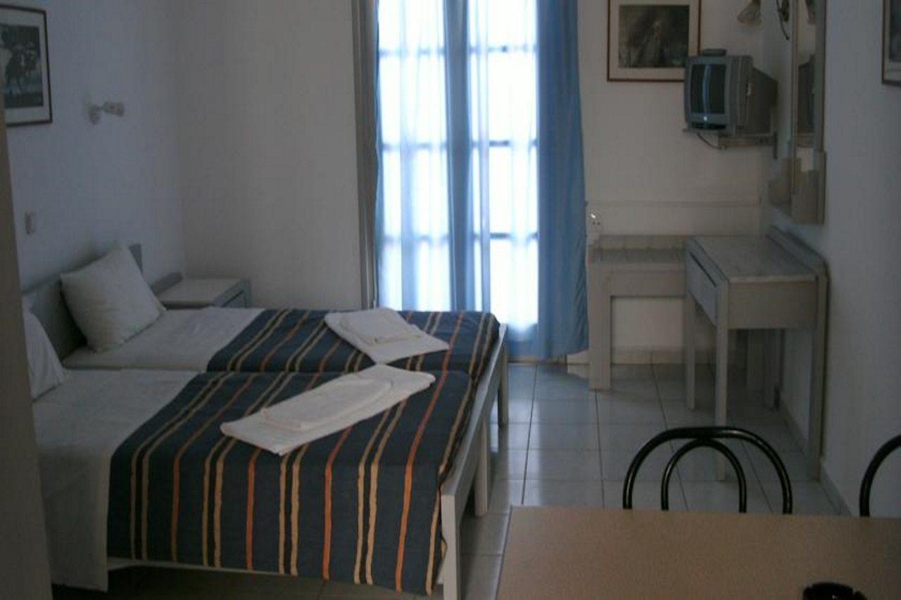 Ifigenia Apartments Hersonissos  Bagian luar foto