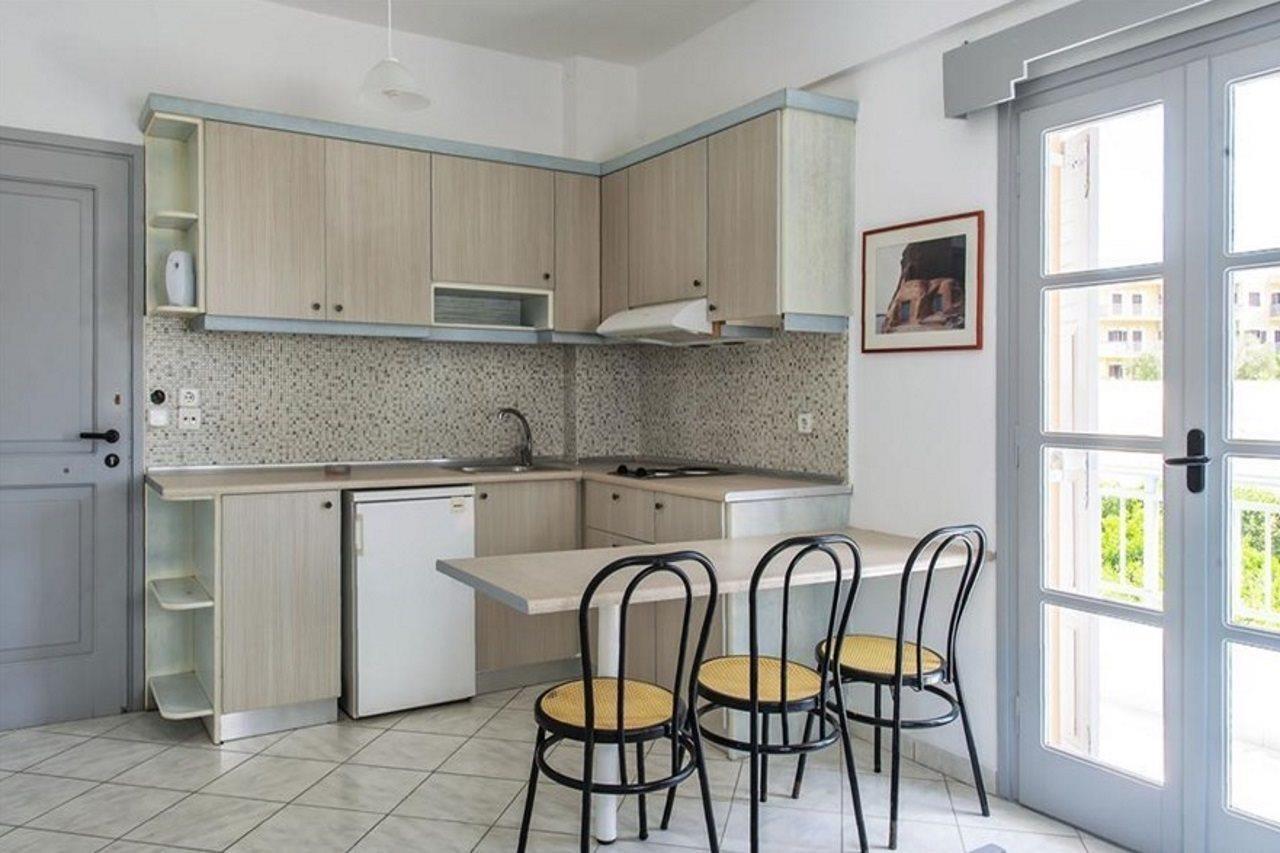 Ifigenia Apartments Hersonissos  Bagian luar foto