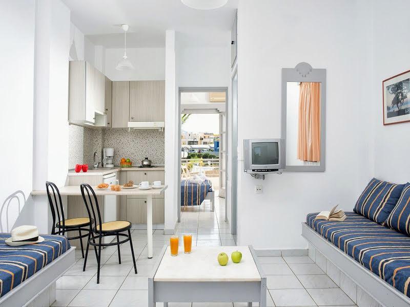 Ifigenia Apartments Hersonissos  Bagian luar foto
